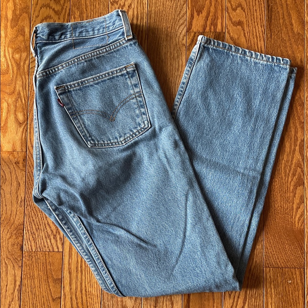Women’s Vintage 501 Button Fly Classic Blue Denim Levi’s Jeans